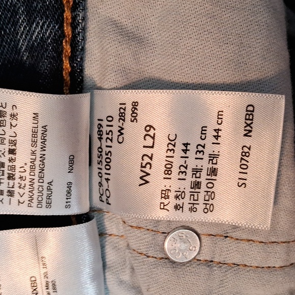 Levis 550 men's size W52 L29 denim jeans - Picture 4 of 5